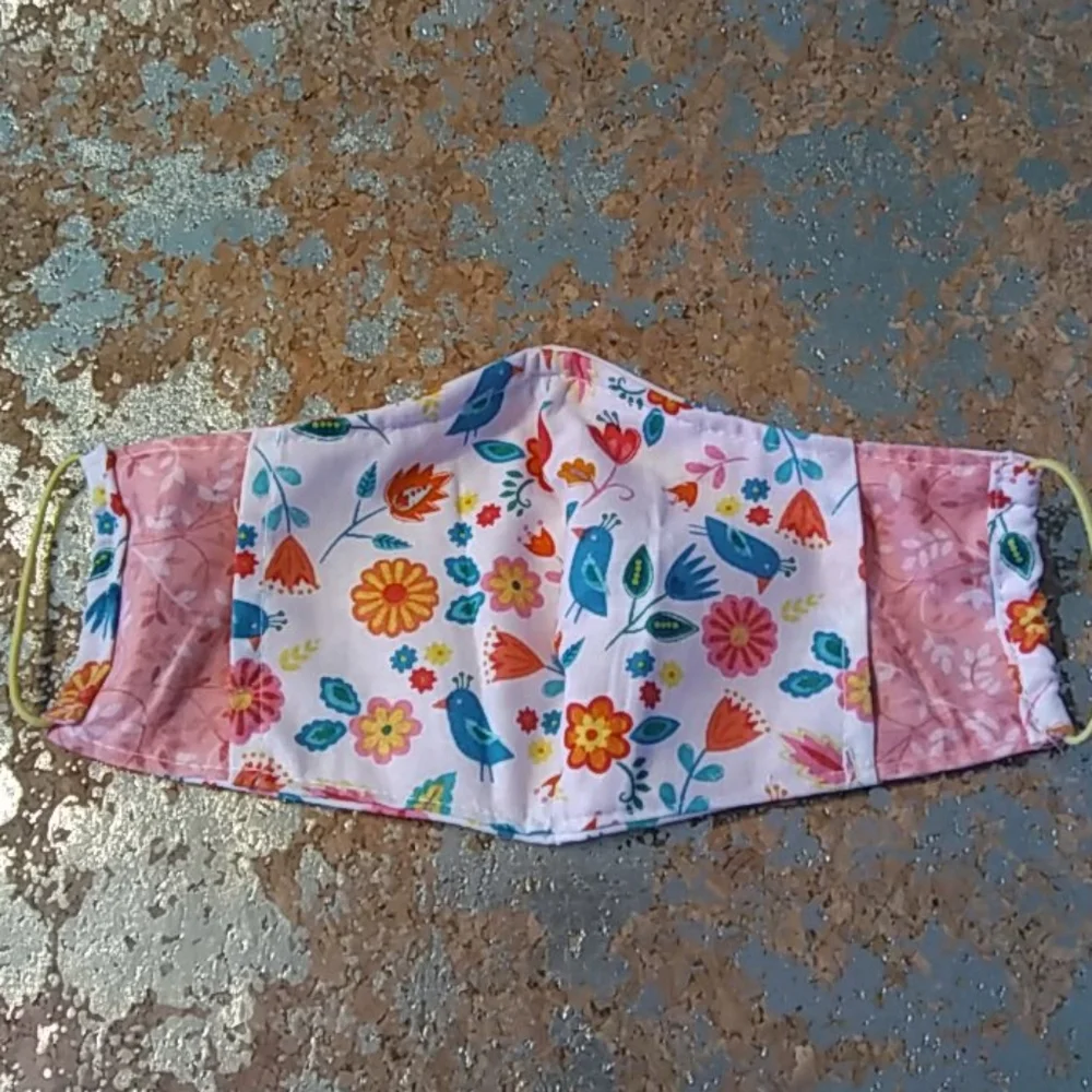 WOMEN’S “FLORA AND FAUNA” COTTON FACE MASK
